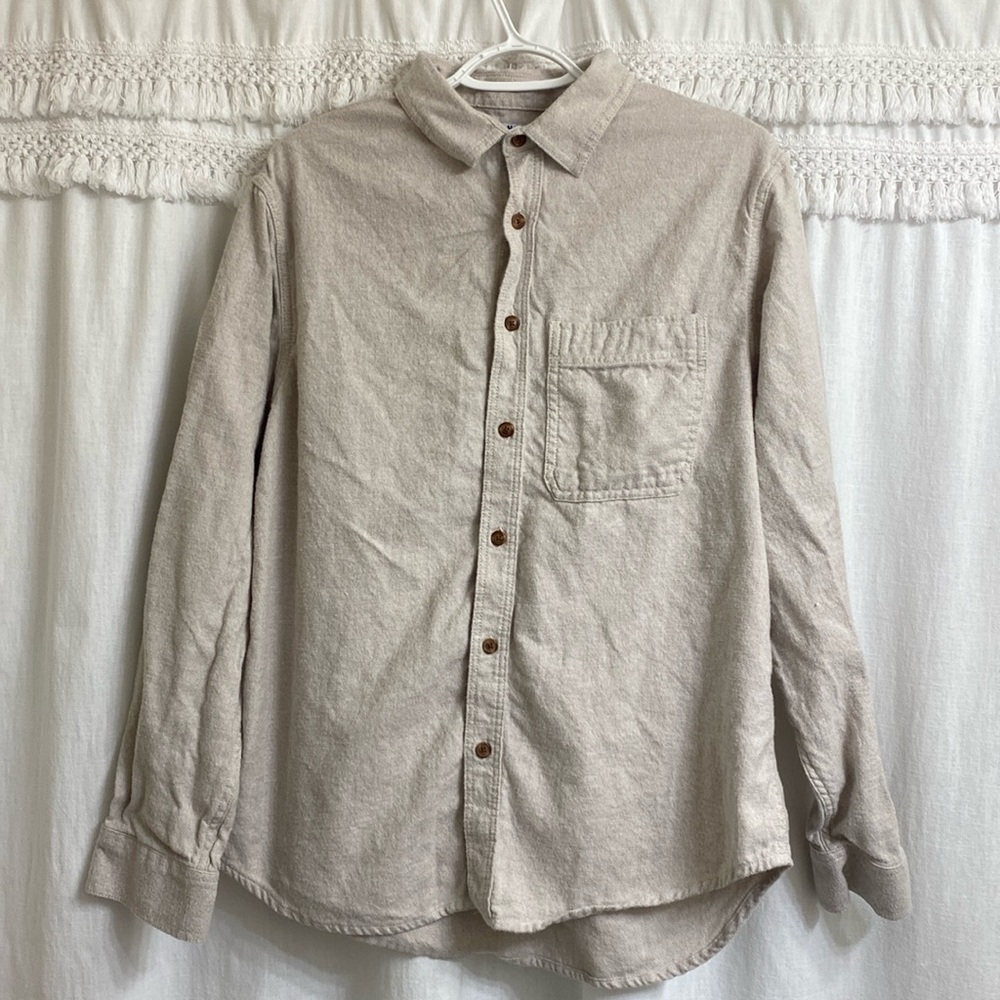 Old Navy double-brushed flannel. Like new.